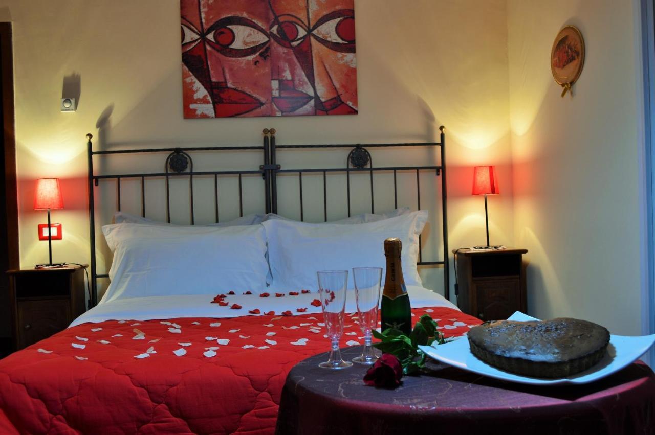 Bed and Breakfast La Casa Nei Sassi Матера Екстер'єр фото